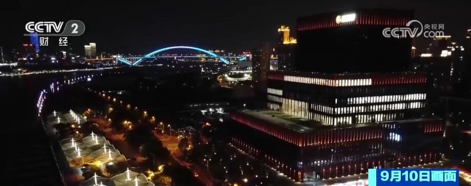 特色集市陸續登場 打造濱江公共空間新場景(圖1)