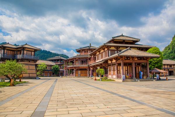 2024都勻秦漢影視城門(mén)票優(yōu)惠政策