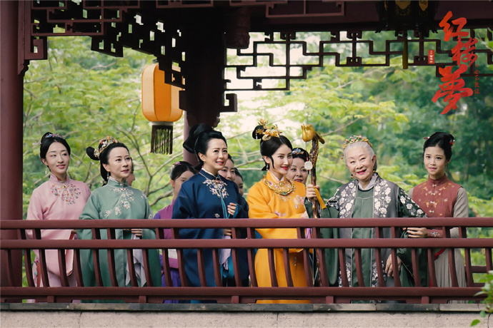 《紅樓夢(mèng)之金玉良緣》導(dǎo)演胡玫回應(yīng)電影片名爭(zhēng)議(圖1)