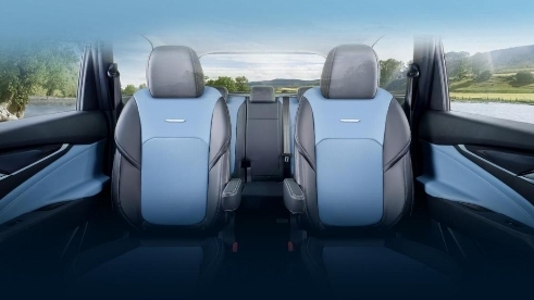 7座MPV家用車推薦哪款？上汽大通MAXUS G50 PLUS榮耀版上市，9.98萬包牌落地(圖3)