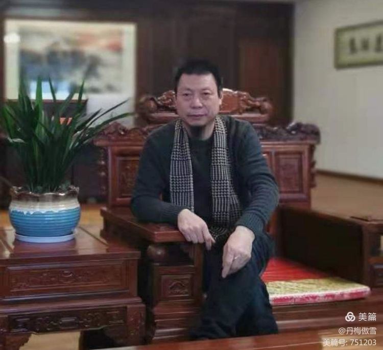 博采萬象貫古通今，筆神墨仙傳承千年——記中國抄經第一人，萬福圖騰創始人江南余良先生(圖1)
