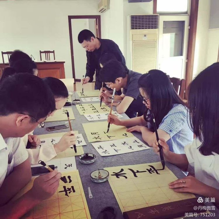 博采萬象貫古通今，筆神墨仙傳承千年——記中國抄經第一人，萬福圖騰創始人江南余良先生(圖33)