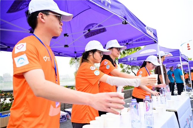 
			八千跑友共赴嶺東首邑！人民保險?2024潮州半程馬拉松賽精彩落幕
		(圖12)