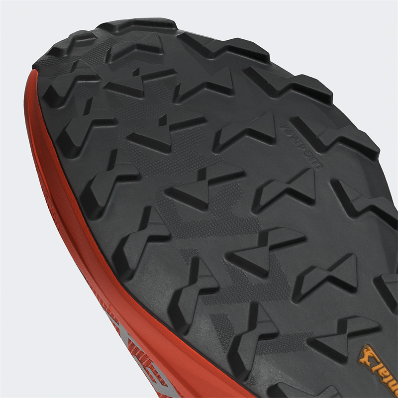 adidas TERREX發(fā)布新款越野競訓跑鞋 Agravic 3 大速恒星,競賽野訓,游刃有余(圖6) adidas TERREX發(fā)布新款越野競訓跑鞋 Agravic 3 大速恒星,競賽野訓,游刃有余