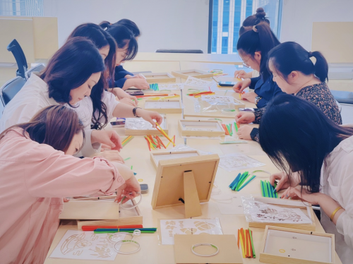 舟山平安產(chǎn)險(xiǎn)：手作竹編畫(huà) 喜迎端午節(jié)