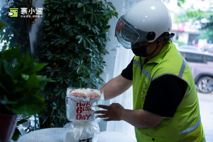 裹小遞如何助力餐飲外賣、社區(qū)團購等全品類配送？(圖2)
