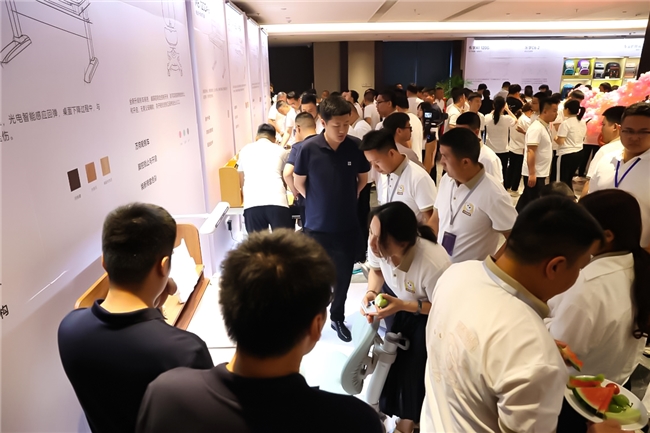 與時(shí)俱進(jìn) 砥礪前行—2024光明園迪代理商峰會(huì)圓滿召開(kāi)(圖5)