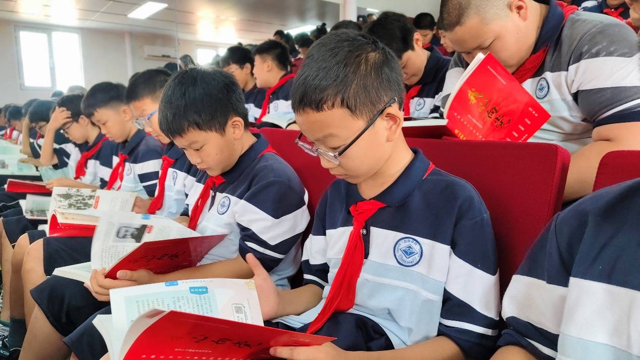 《我心向黨》進校園，在校園中傳承和弘揚愛國主義(圖2)