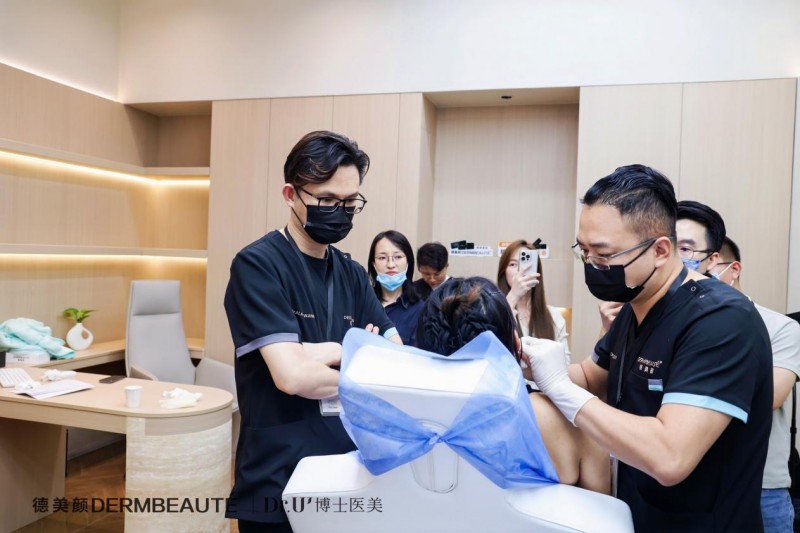 大事件！超震撼！“德美顏超級童顏”兩岸三地導師技術交流會暨蝶羽療法技術發布會璀璨落幕！(圖13)