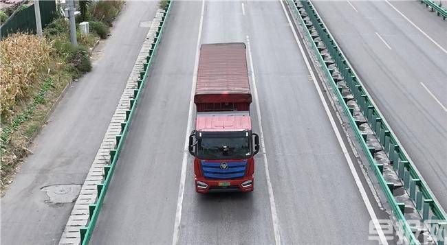 一車一年省15萬！深度適應煤炭倒短 26臺歐曼智藍讓張經理運輸團隊如虎添翼(圖5)